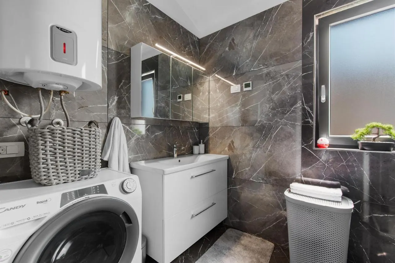 Grivicic Apartment A Porec