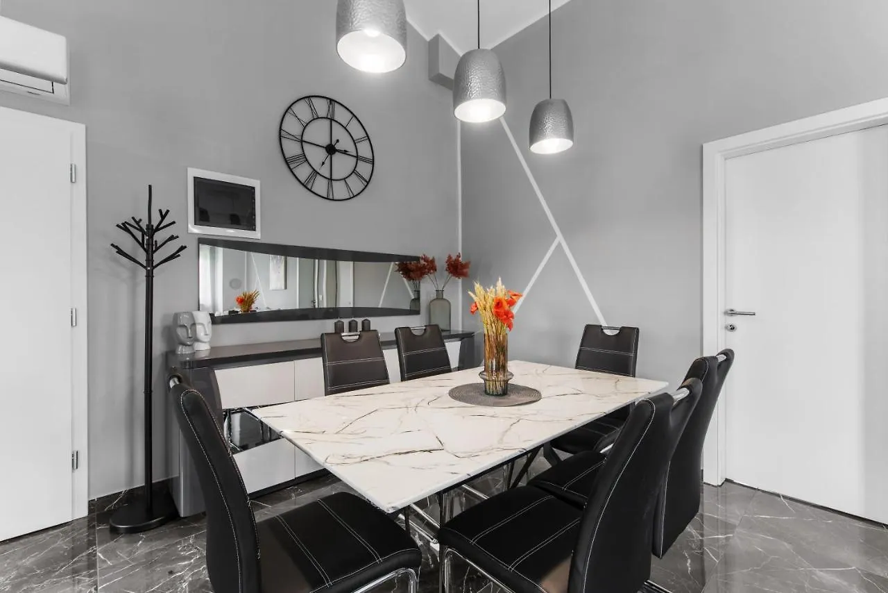 Grivicic Apartment A Porec