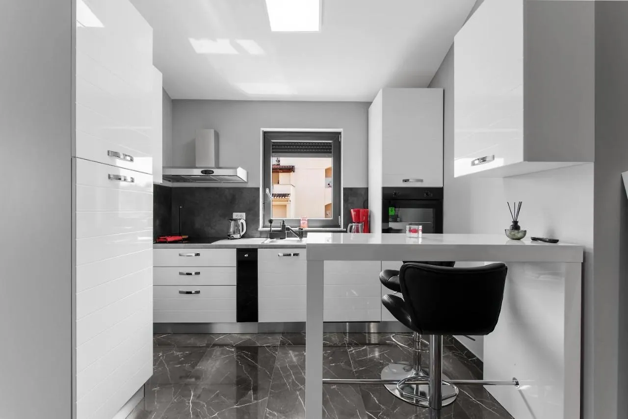Grivicic Apartment A Porec