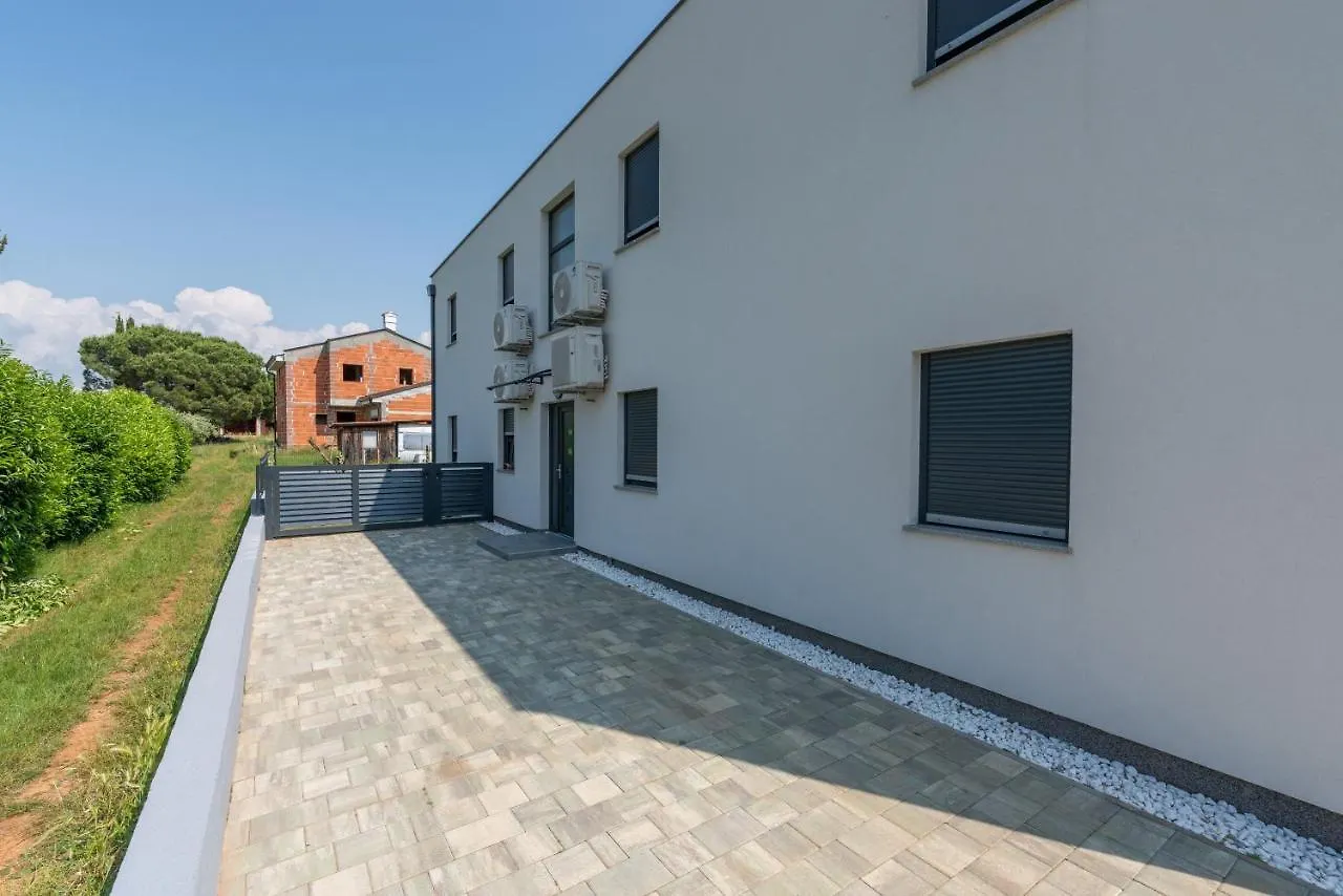 Grivicic Apartment A Porec